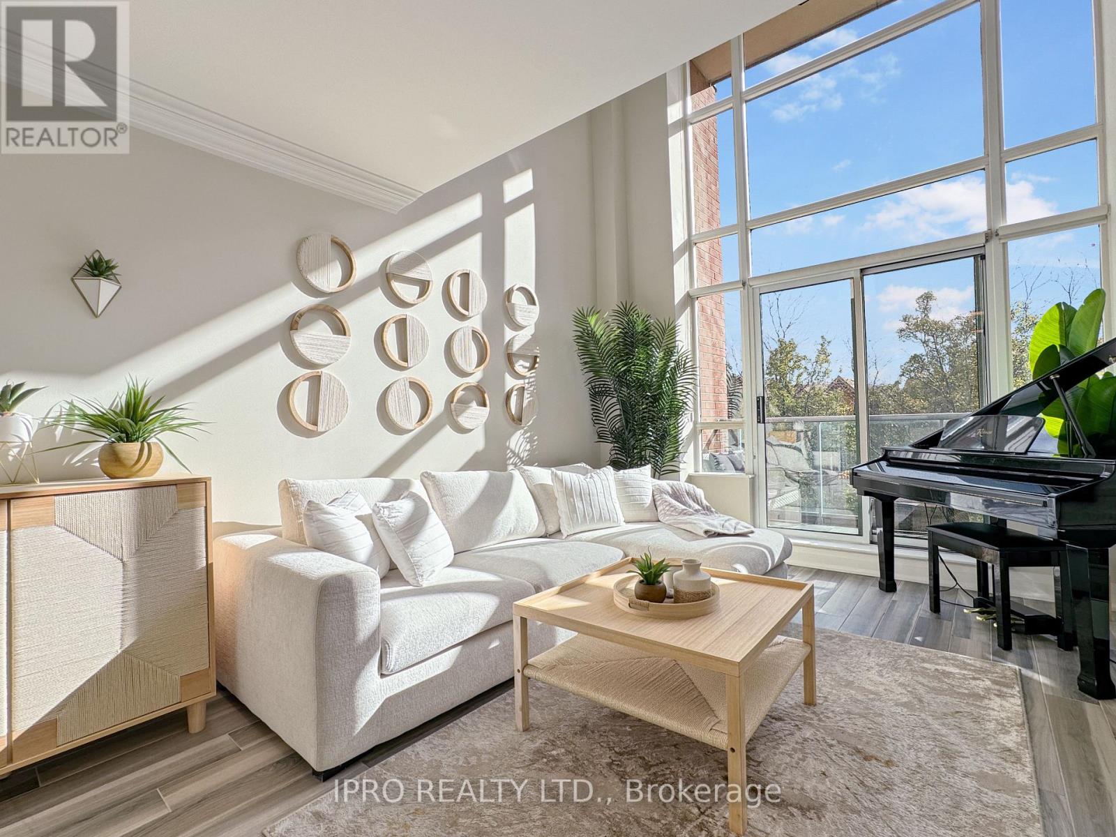 210 - 200 Manitoba Street, Toronto (Mimico), Ontario  M8Y 3Y9 - Photo 8 - W12109016