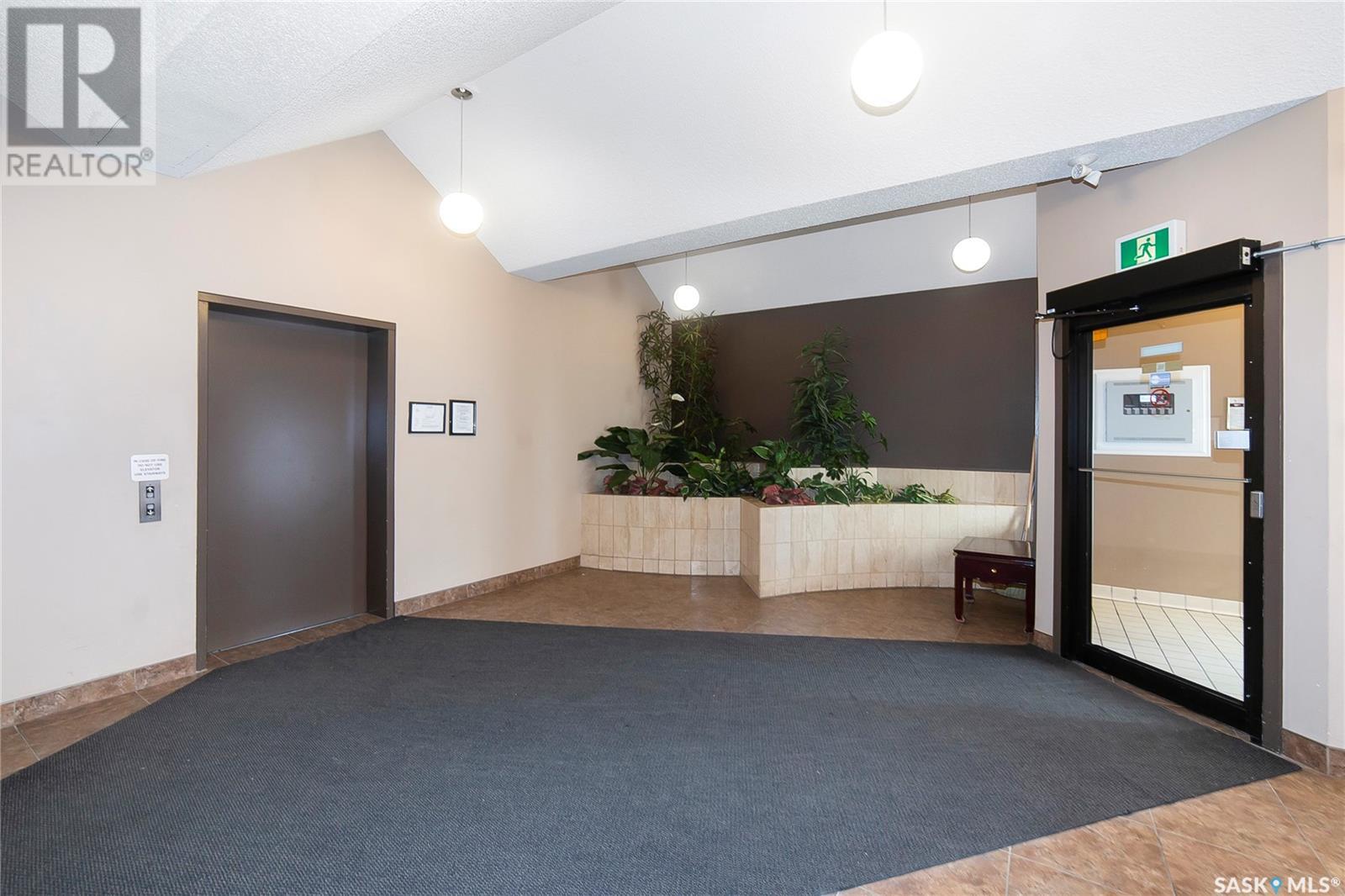 Property at 306 520 3rd AVENUE N image 3