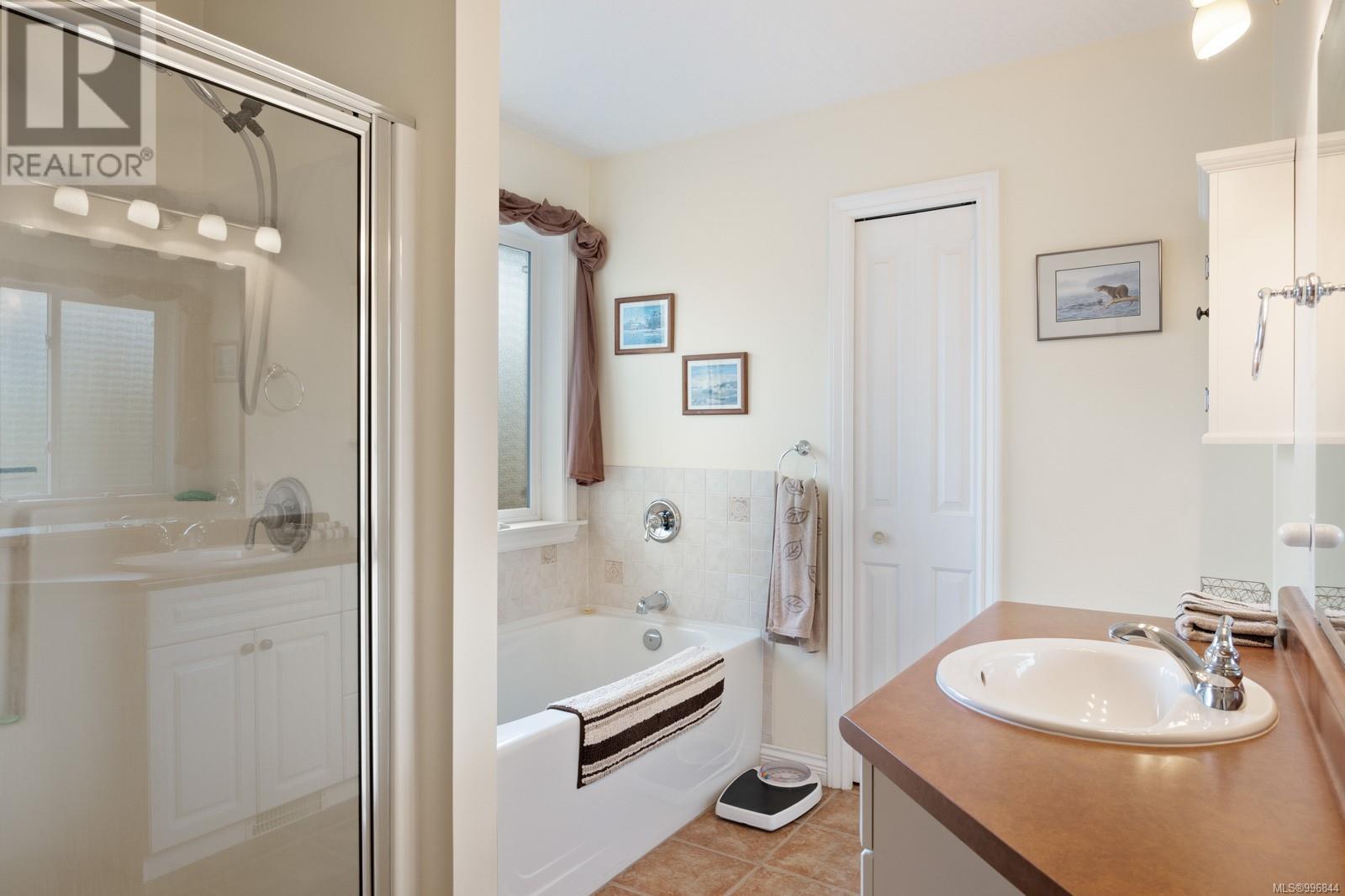 1535 Baikie Rd, Denman Island, British Columbia  V0R 1T0 - Photo 26 - 996844