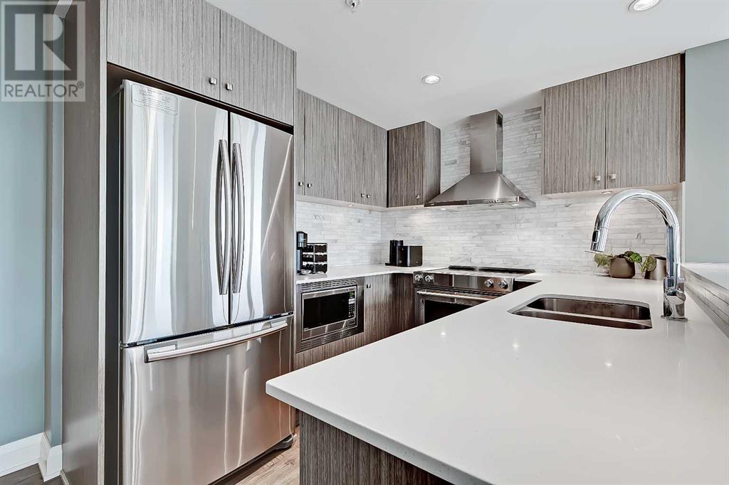 2406, 930 6 Avenue Sw, Calgary, Alberta  T2P 1J3 - Photo 2 - A2202509