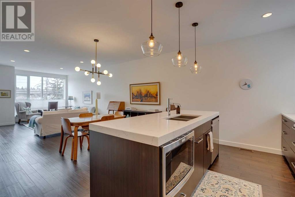 Property at 3043 Parkdale Lane NW image 4