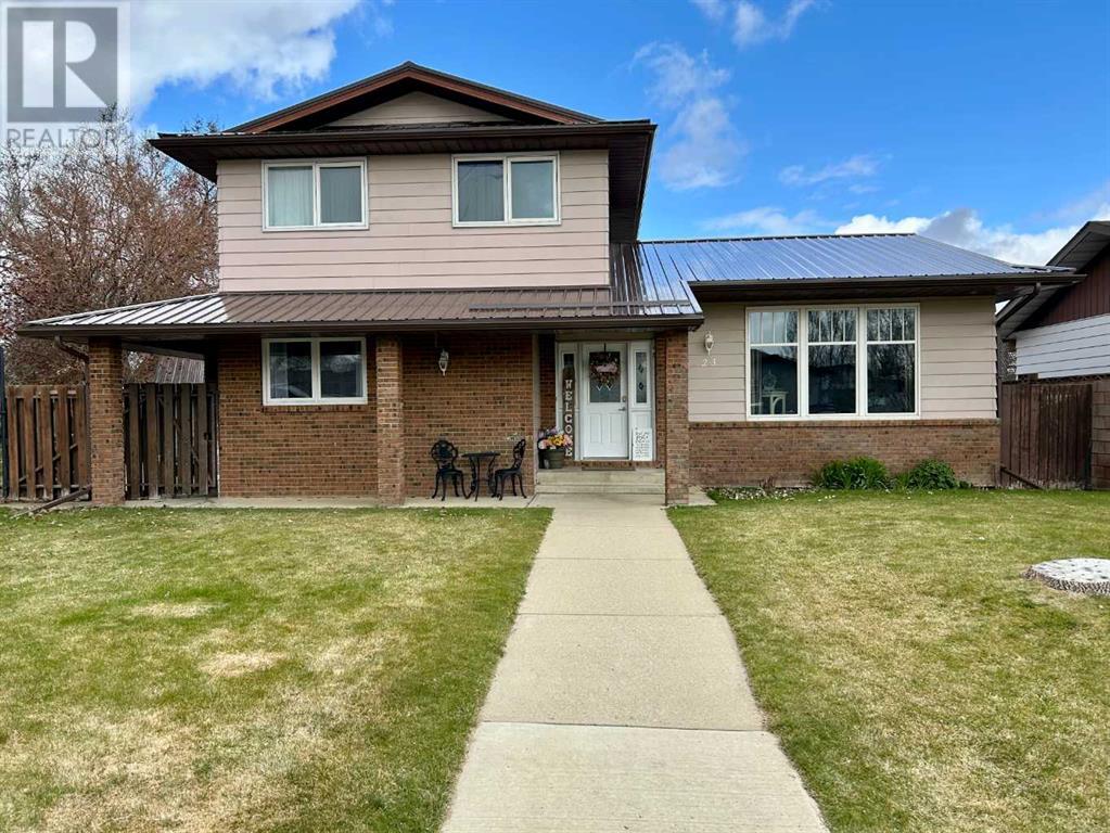 23 Crooker Court, Brooks, Alberta  T1R 0L1 - Photo 1 - A2214157