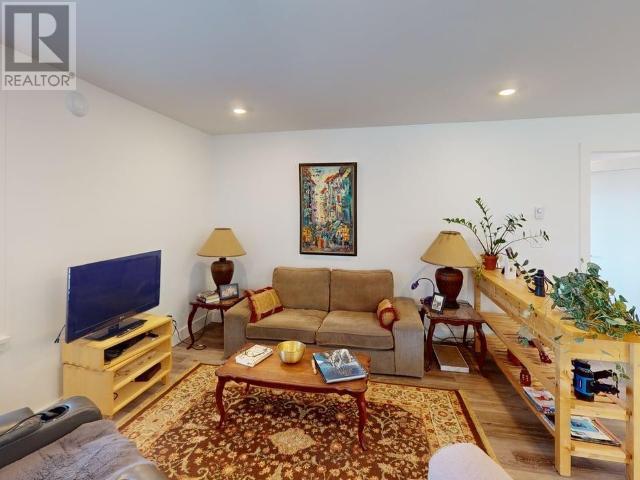 B4-6900 Burnaby Street, Powell River, British Columbia    - Photo 17 - 18854