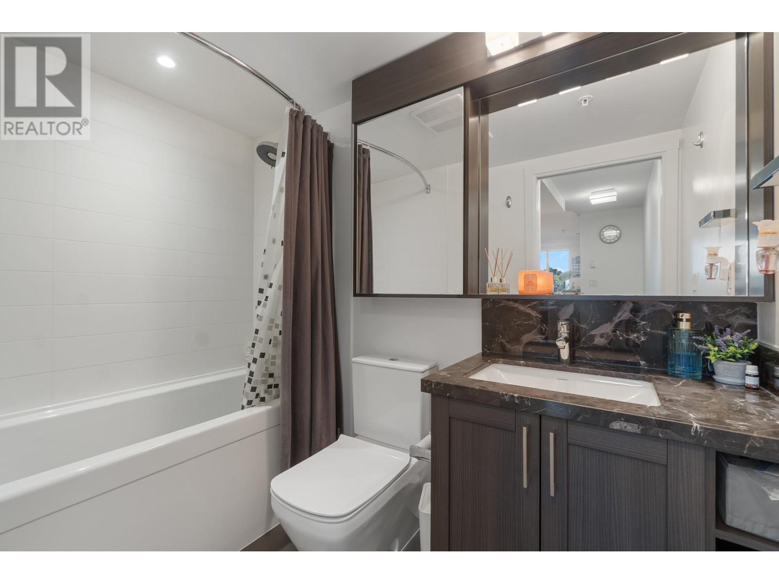 1807 5515 Boundary Road, Vancouver, British Columbia  V5R 0E3 - Photo 3 - R2995228