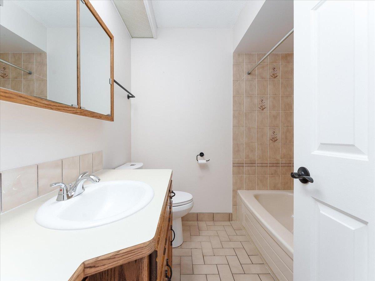 13357 79 Avenue, Surrey, British Columbia  V3W 9E7 - Photo 18 - R2994794