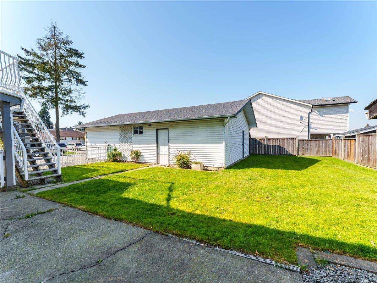 13357 79 Avenue, Surrey, British Columbia  V3W 9E7 - Photo 33 - R2994794