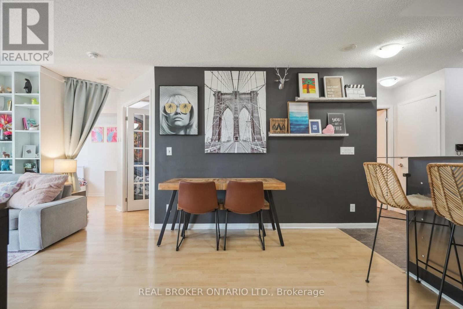 608 - 185 Legion Road N, Toronto, Ontario  M8Y 0A1 - Photo 7 - W12109004