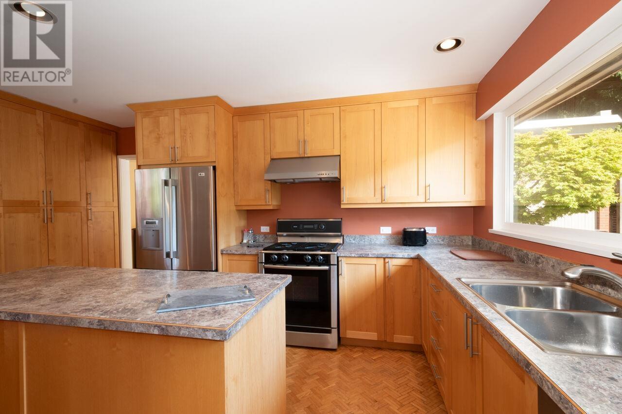 4136 Virginia Crescent, North Vancouver, British Columbia  V7R 3Z6 - Photo 16 - R2995310
