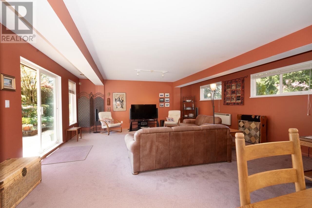 4136 Virginia Crescent, North Vancouver, British Columbia  V7R 3Z6 - Photo 22 - R2995310