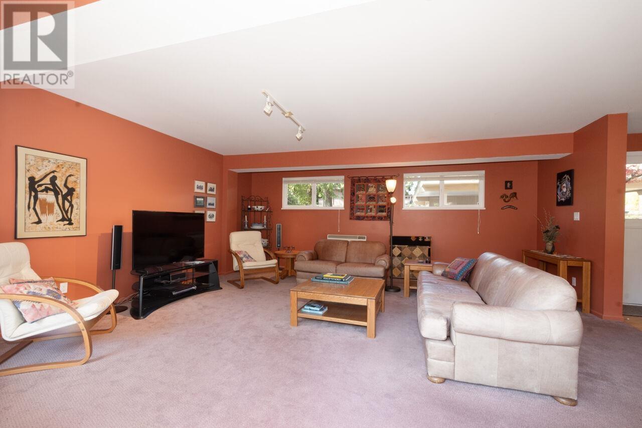 4136 Virginia Crescent, North Vancouver, British Columbia  V7R 3Z6 - Photo 23 - R2995310
