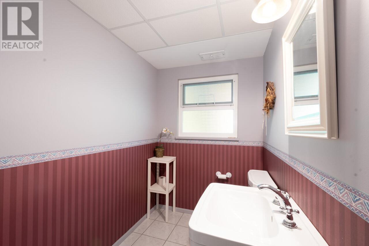 4136 Virginia Crescent, North Vancouver, British Columbia  V7R 3Z6 - Photo 29 - R2995310