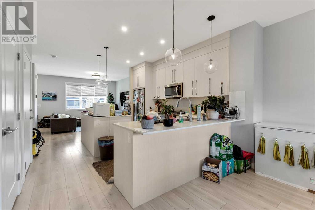 Property at 158 Creekside Drive SW image 5