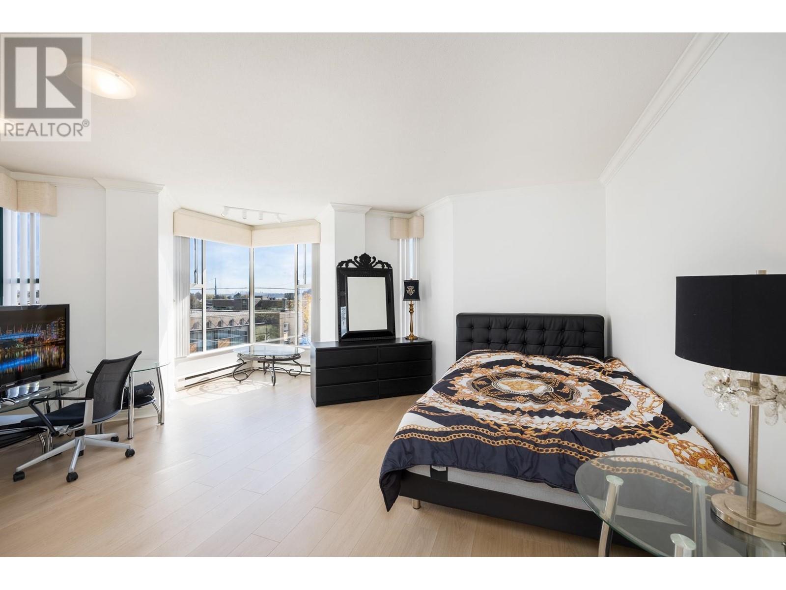 201 588 16th Street, West Vancouver, British Columbia  V7V 3R7 - Photo 10 - R2970780