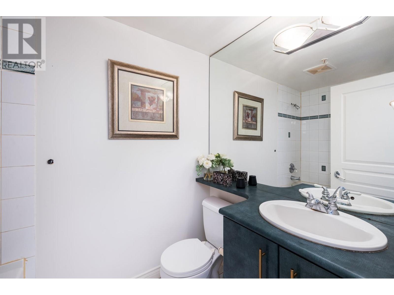 201 588 16th Street, West Vancouver, British Columbia  V7V 3R7 - Photo 19 - R2970780