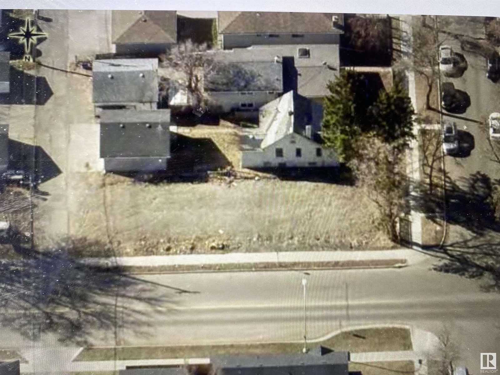 Property at 12155 96 ST NW NW image 2