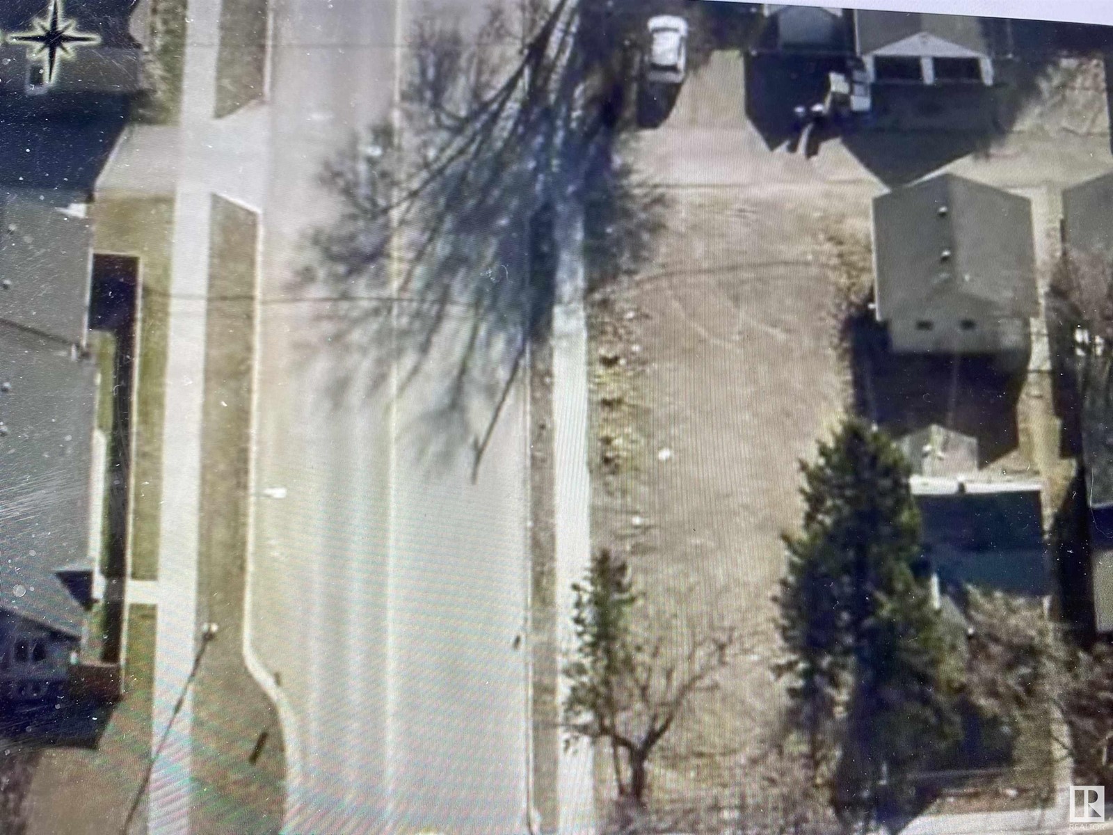 Property at 12155 96 ST NW NW image 3