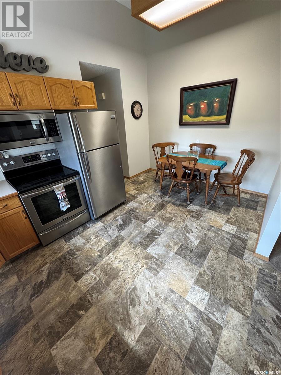 112 Assiniboia Avenue, Assiniboia, Saskatchewan  S0H 0B0 - Photo 12 - SK003824