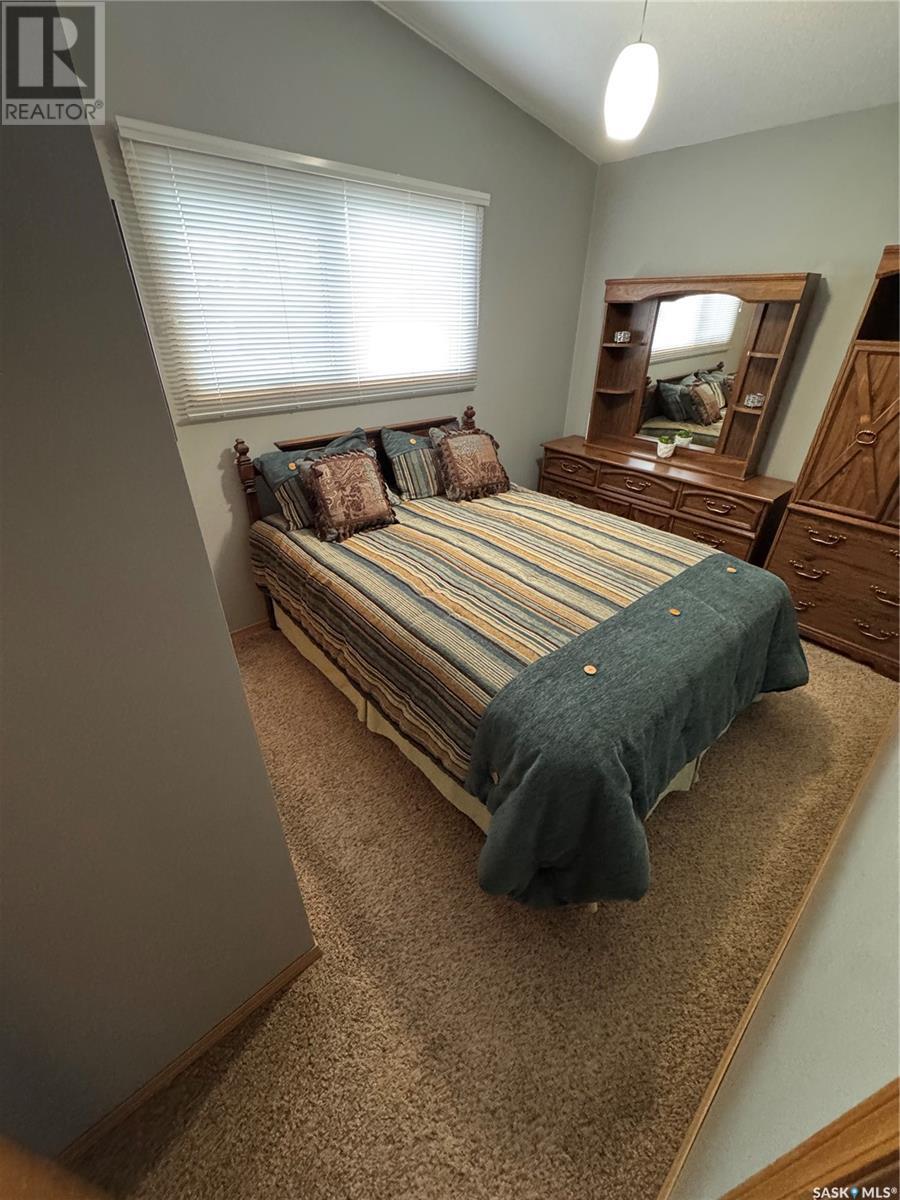 112 Assiniboia Avenue, Assiniboia, Saskatchewan  S0H 0B0 - Photo 16 - SK003824