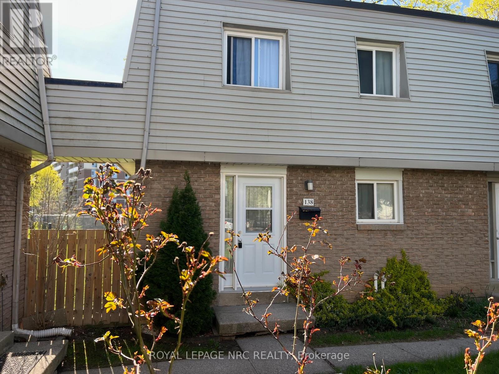 Property at 138 - 17 OLD PINE TRAIL E image 2
