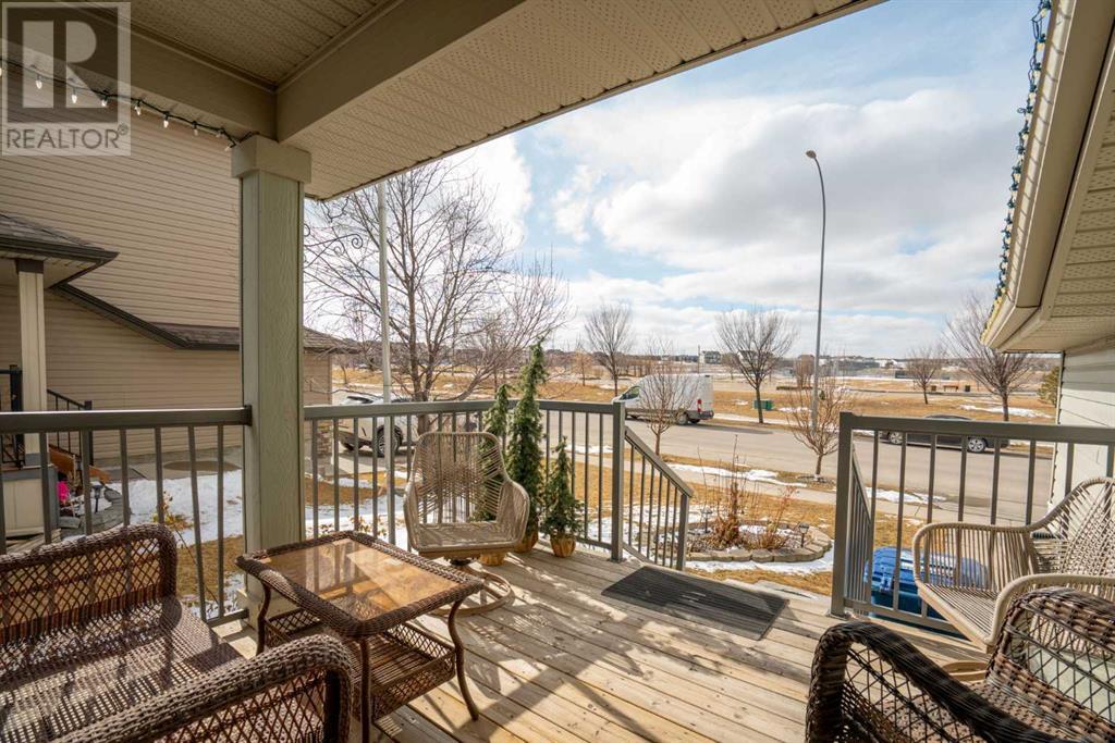2858 Chinook Winds Drive Sw, Airdrie, Alberta  T4B 0N4 - Photo 3 - A2203080