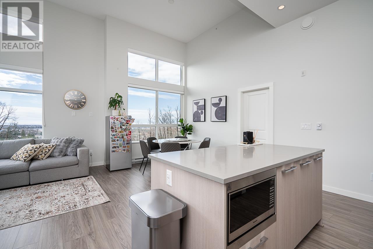 510 6438 Byrnepark Drive, Burnaby, British Columbia  V3N 0J1 - Photo 3 - R2982931