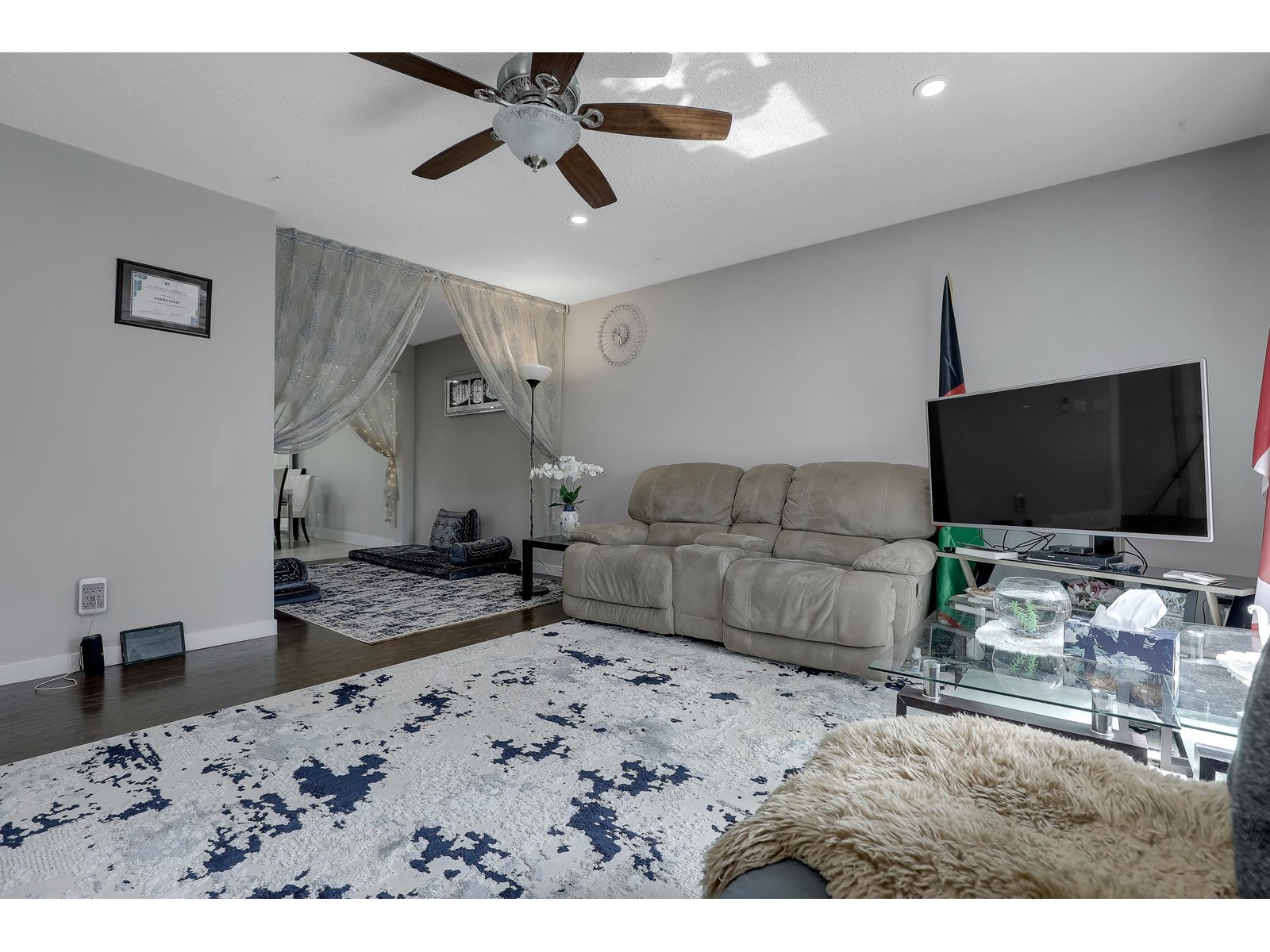 14081 67a Avenue, Surrey, British Columbia  V3W 6W6 - Photo 9 - R2994546