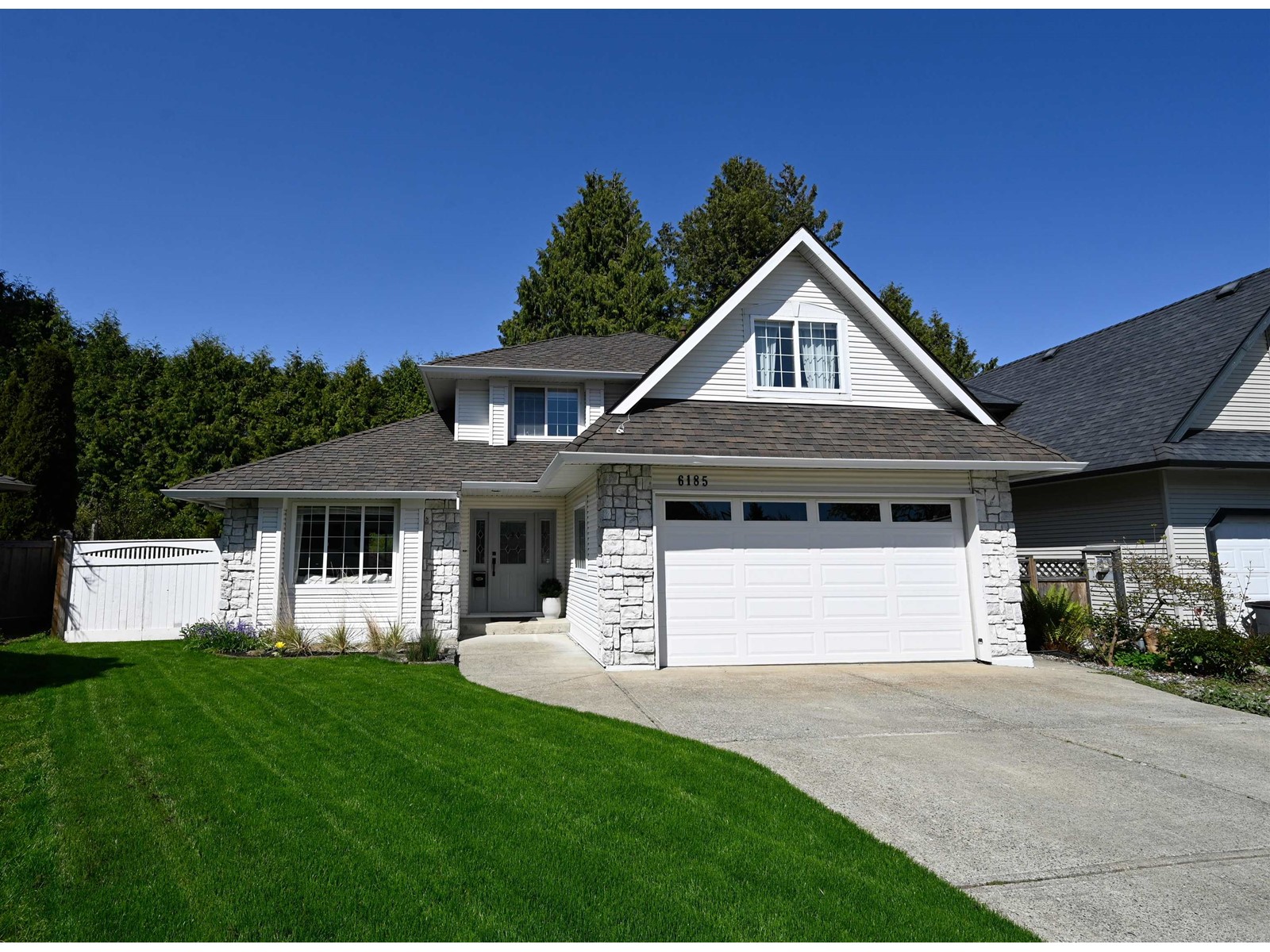 6185 170A STREET, surrey, British Columbia