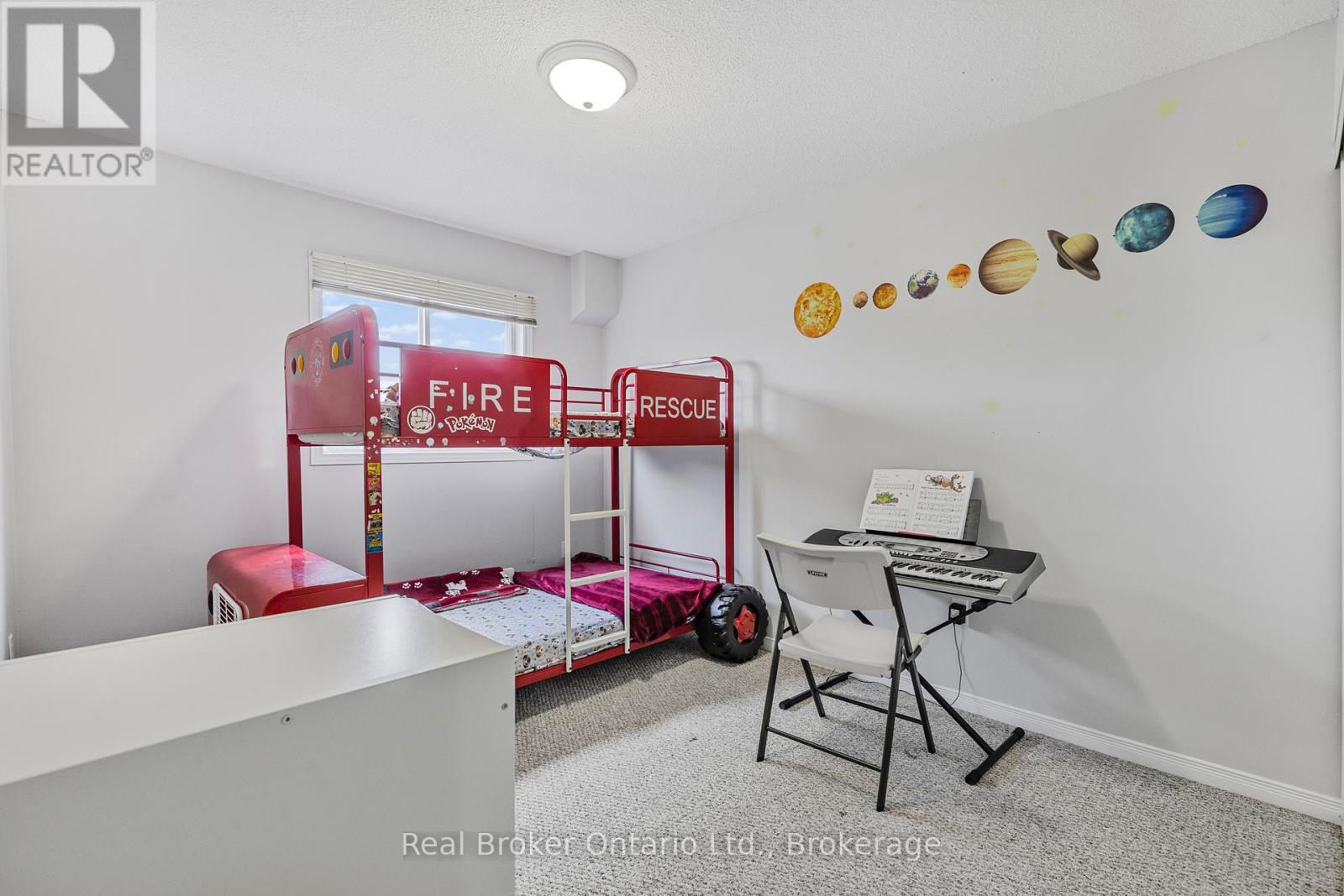28 Whitefish Crescent, Hamilton (Lakeshore), Ontario  L8E 6G8 - Photo 24 - X12109071
