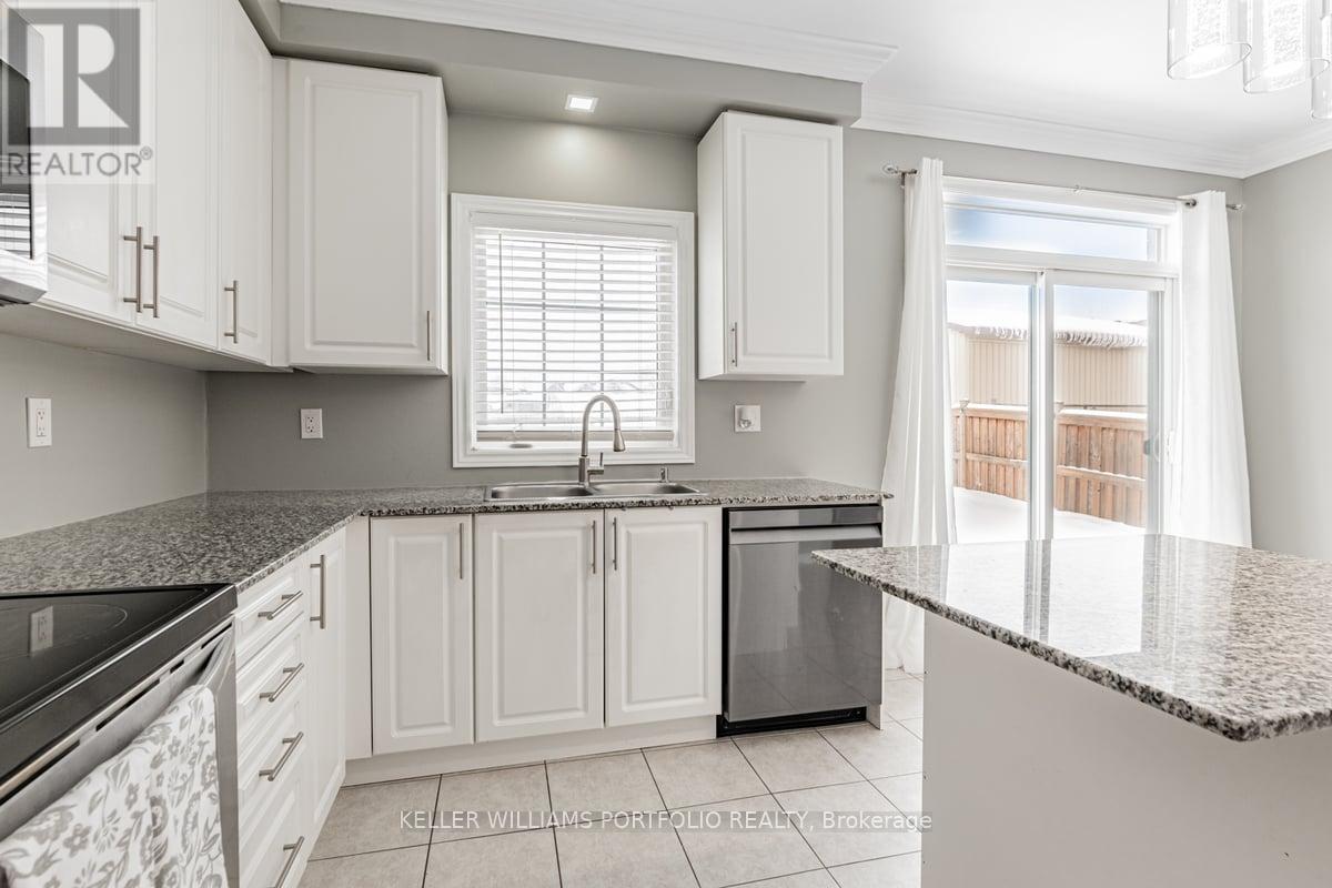 42 Willoughby Place, Clarington, Ontario  L1C 0W4 - Photo 14 - E12109096