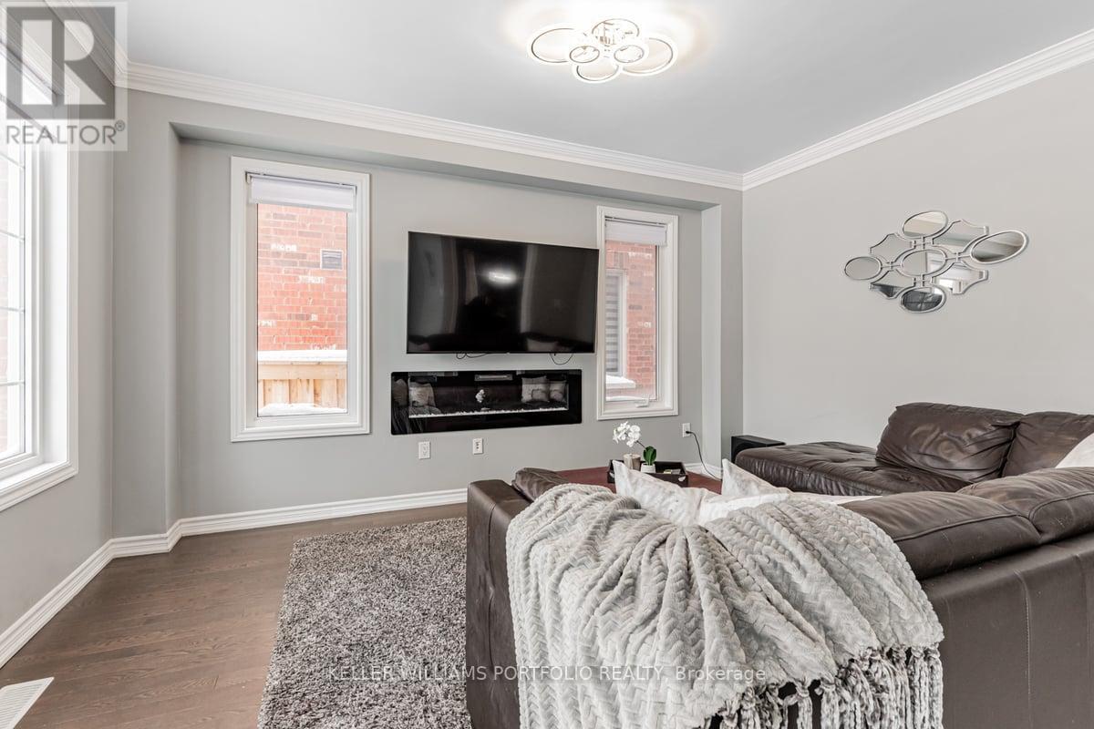 42 Willoughby Place, Clarington, Ontario  L1C 0W4 - Photo 17 - E12109096