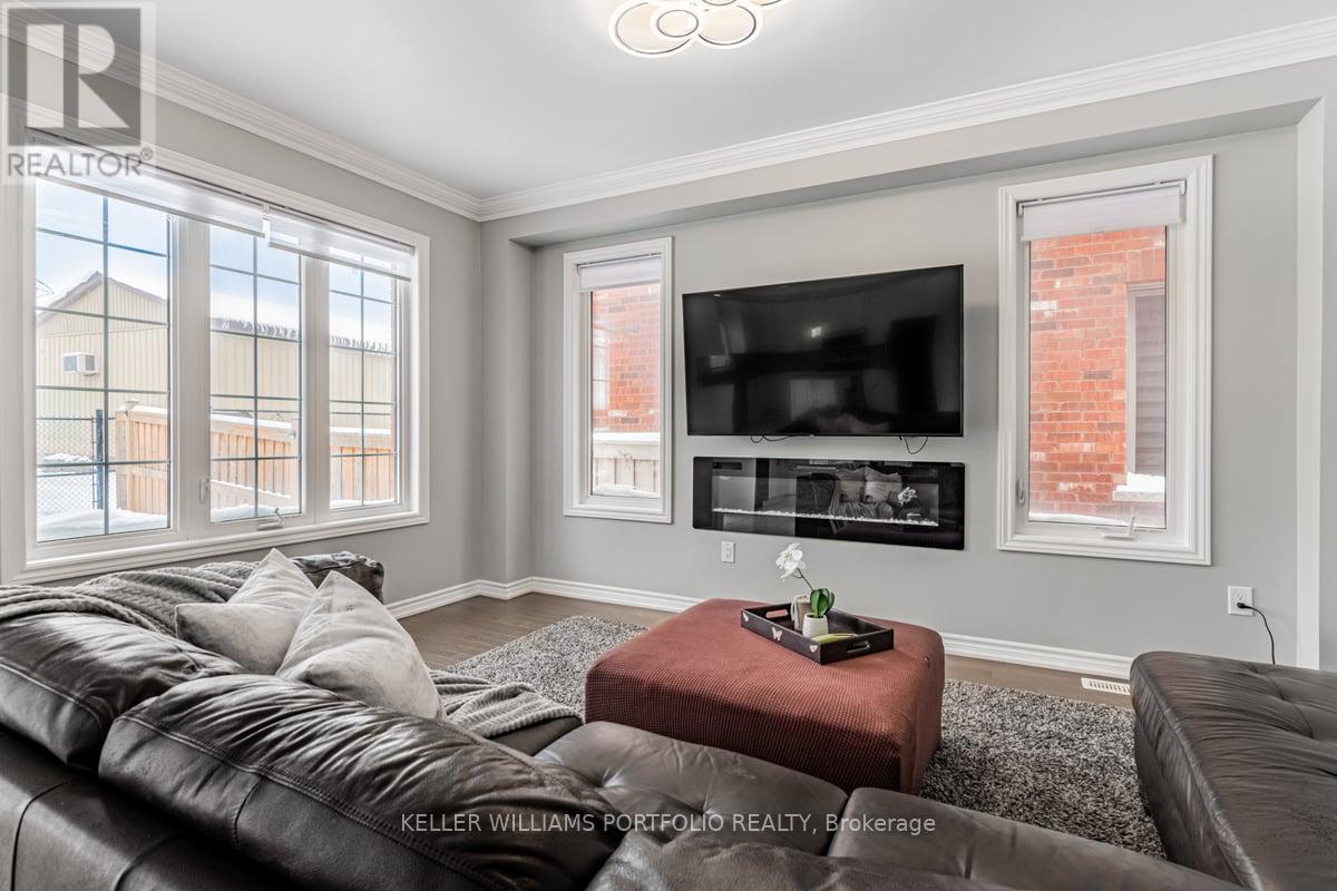 42 Willoughby Place, Clarington, Ontario  L1C 0W4 - Photo 18 - E12109096