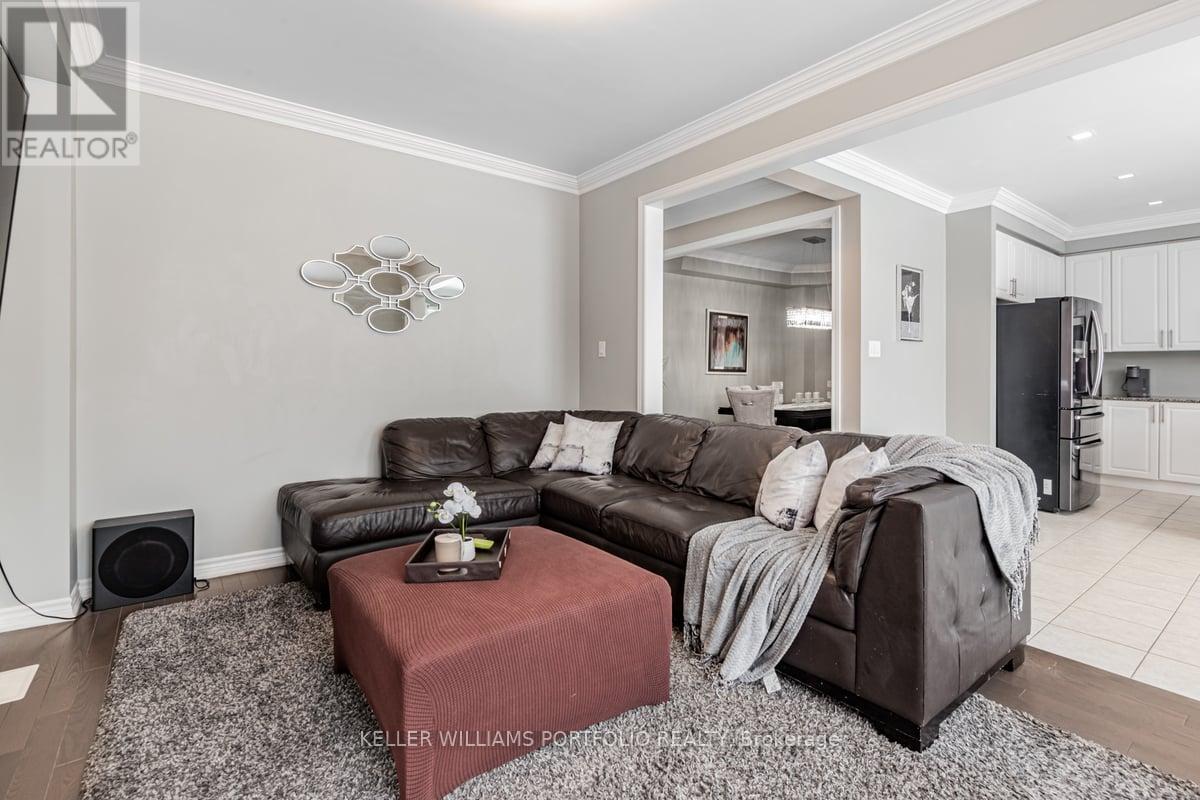42 Willoughby Place, Clarington, Ontario  L1C 0W4 - Photo 19 - E12109096