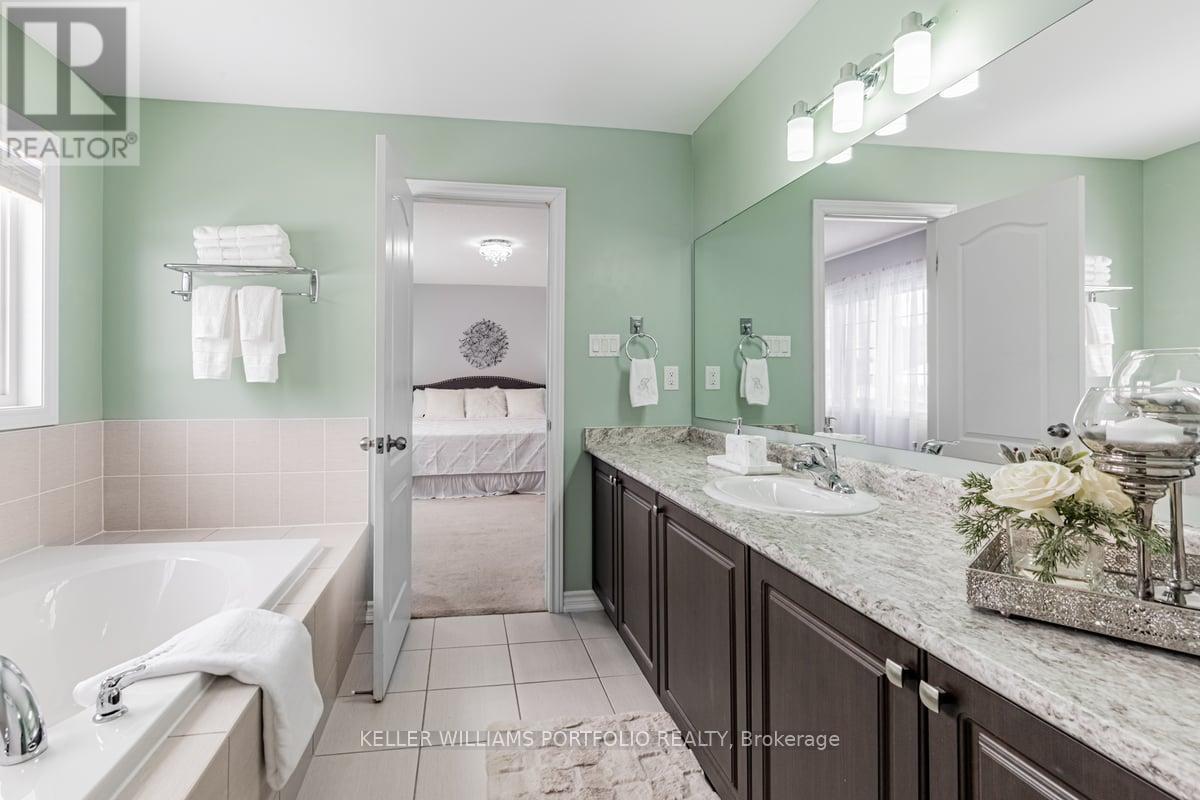 42 Willoughby Place, Clarington, Ontario  L1C 0W4 - Photo 28 - E12109096