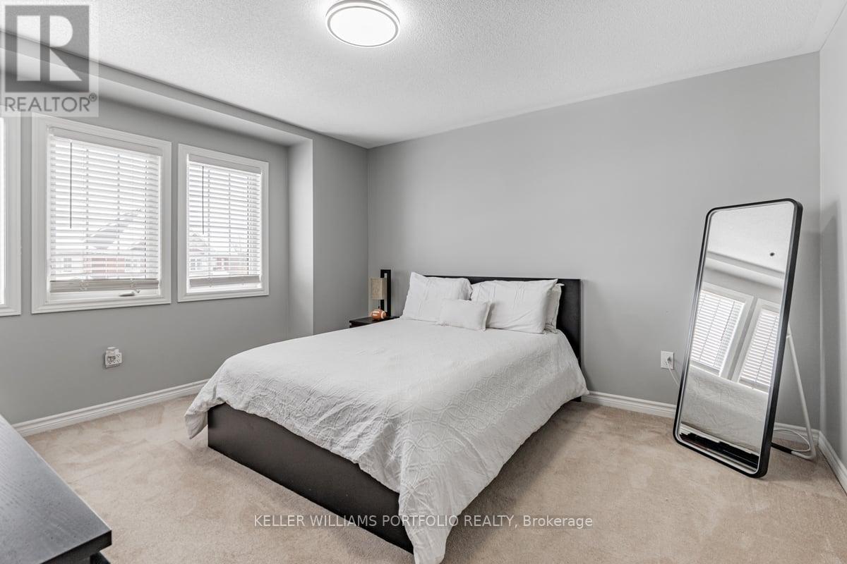 42 Willoughby Place, Clarington, Ontario  L1C 0W4 - Photo 34 - E12109096