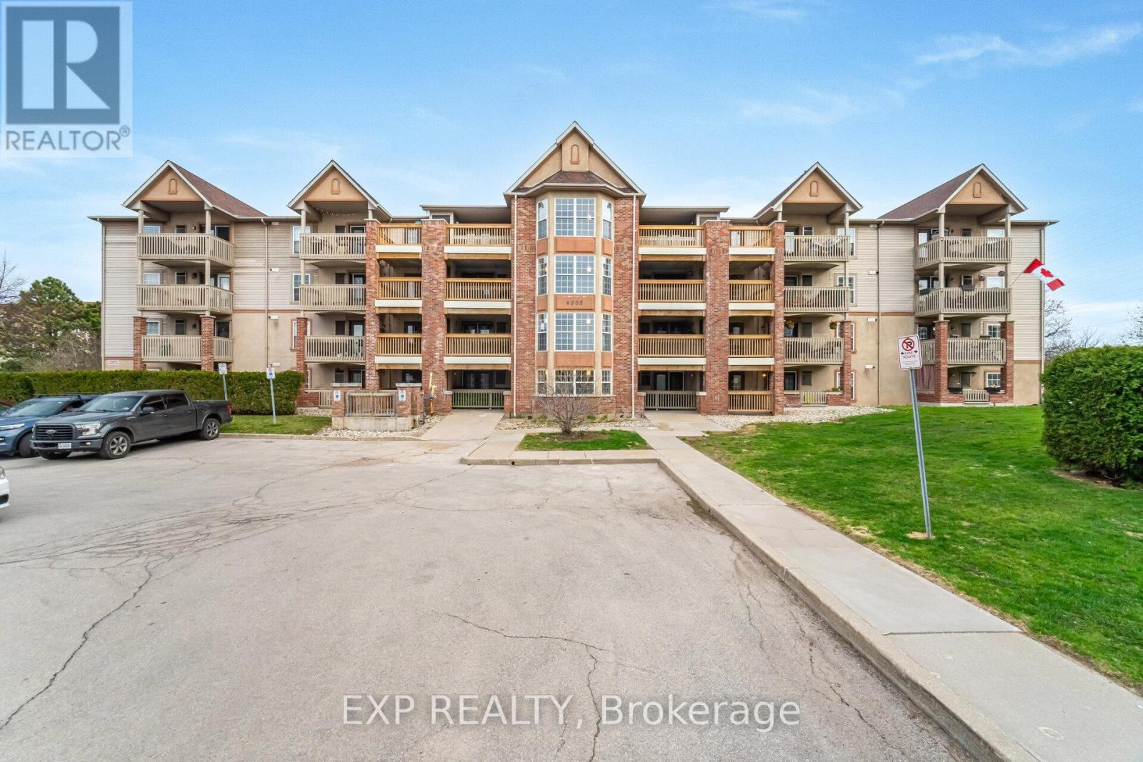 104 - 4005 Kilmer Drive, Burlington, Ontario  L7M 4M2 - Photo 28 - W12109094