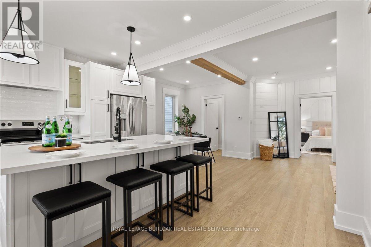 Property at 81 SAMUEL STREET SE image 3