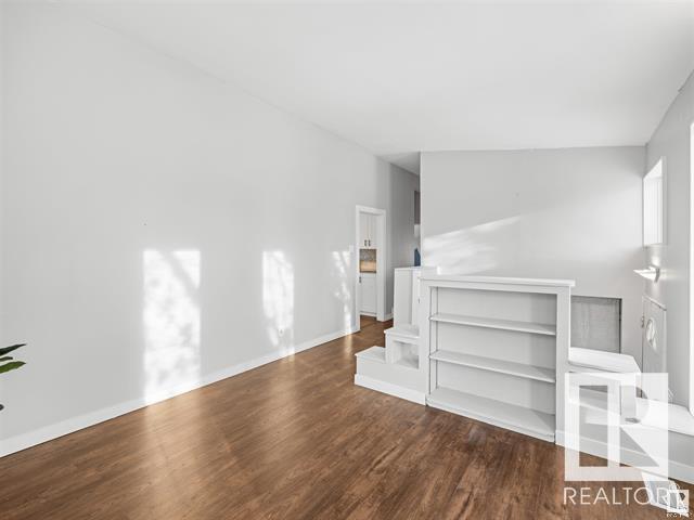 Property at 15612 110 AV NW image 4