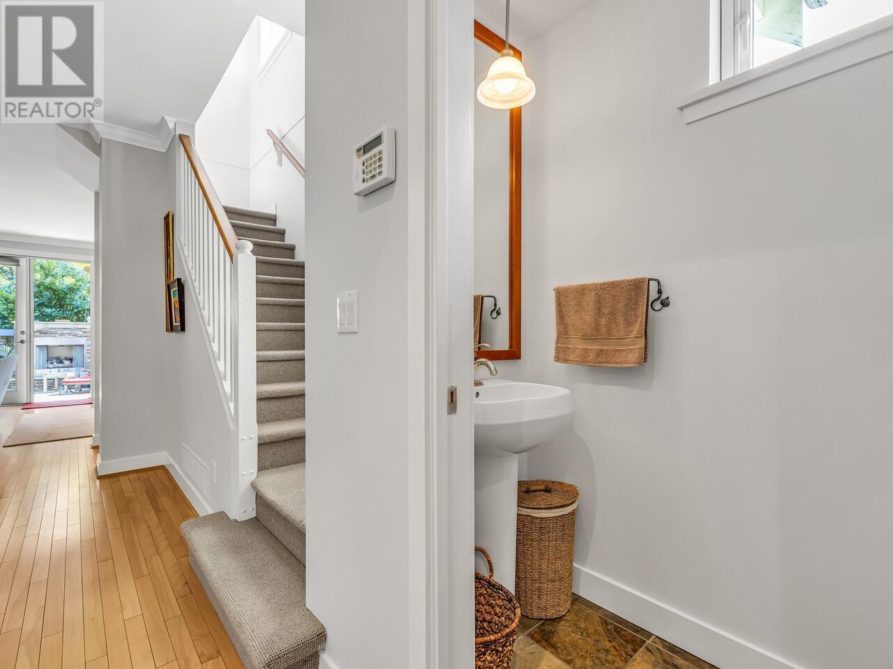 Property at 4658 CAPILANO ROAD image 5