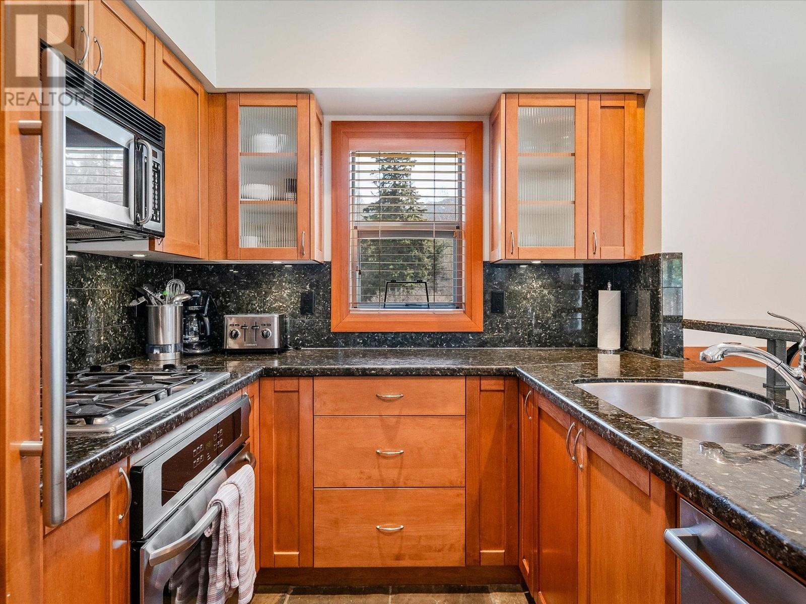 C 4867 Casabella Crescent, Whistler, British Columbia  V8E 0Z4 - Photo 15 - R2995345