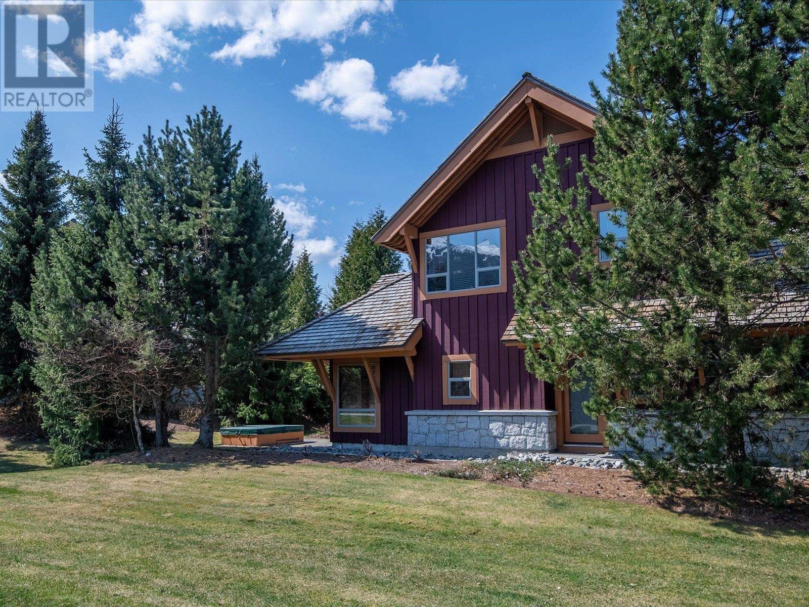 C 4867 Casabella Crescent, Whistler, British Columbia  V8E 0Z4 - Photo 2 - R2995345