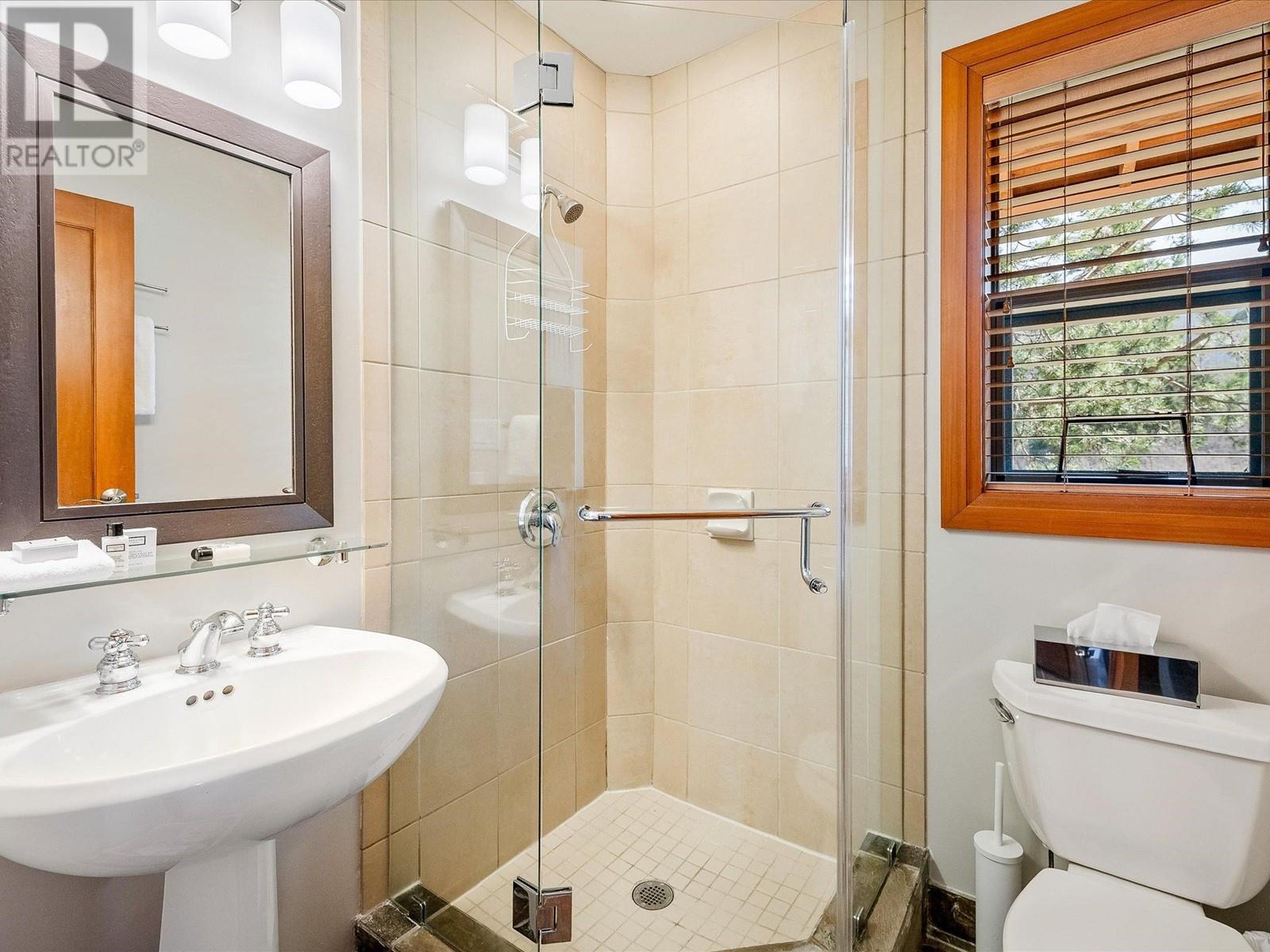 C 4867 Casabella Crescent, Whistler, British Columbia  V8E 0Z4 - Photo 5 - R2995345