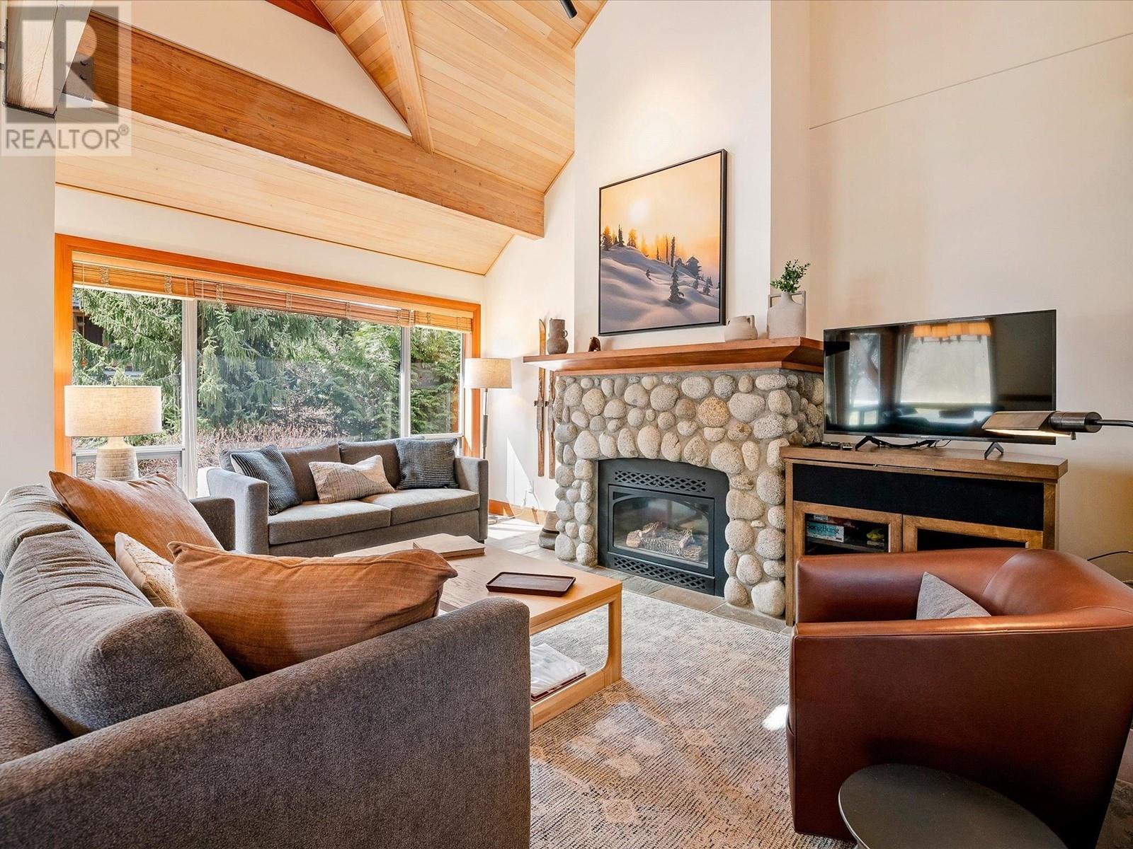 C 4867 Casabella Crescent, Whistler, British Columbia  V8E 0Z4 - Photo 8 - R2995345