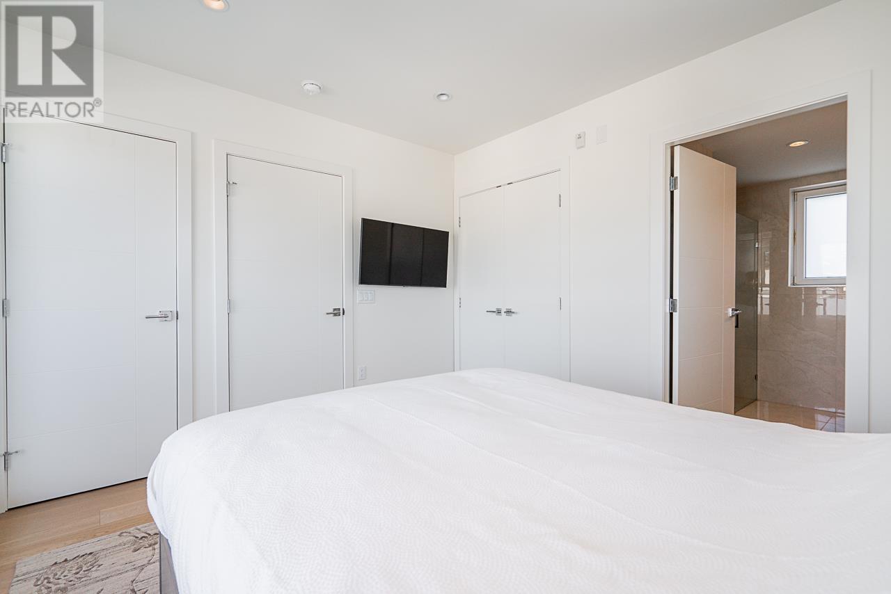 158 W Woodstock Avenue, Vancouver, British Columbia  V5Y 0N1 - Photo 21 - R2995367