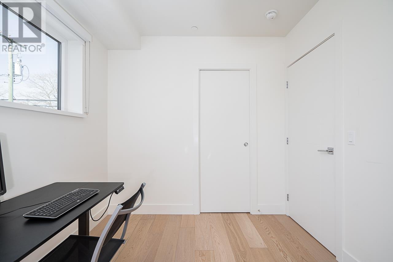 158 W Woodstock Avenue, Vancouver, British Columbia  V5Y 0N1 - Photo 28 - R2995367