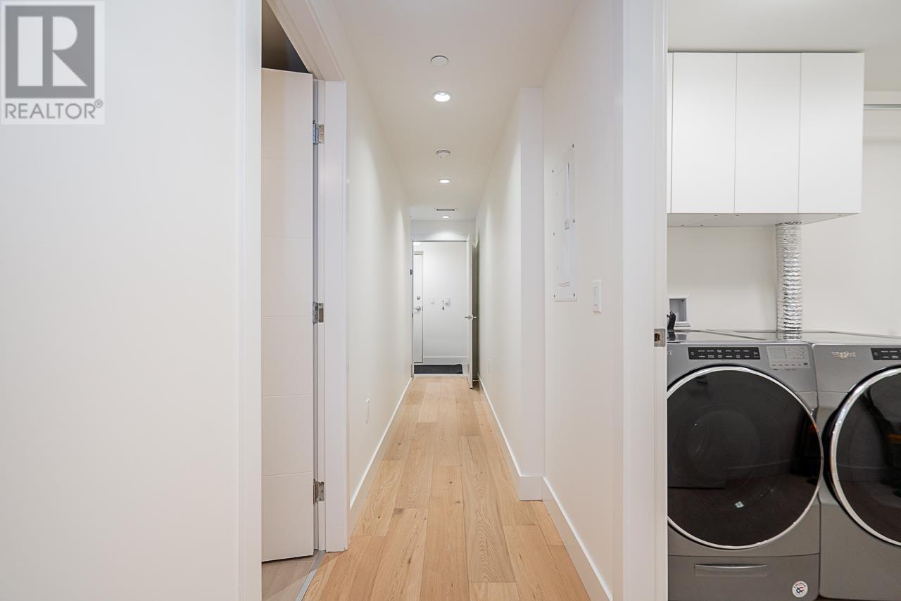 158 W Woodstock Avenue, Vancouver, British Columbia  V5Y 0N1 - Photo 36 - R2995367