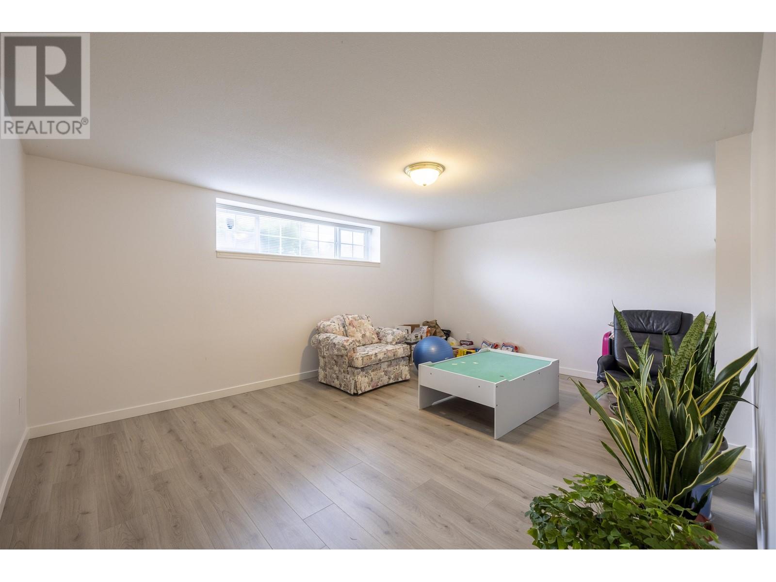5680 Cedarwood Street, Burnaby, British Columbia  V5G 2K6 - Photo 29 - R2995320