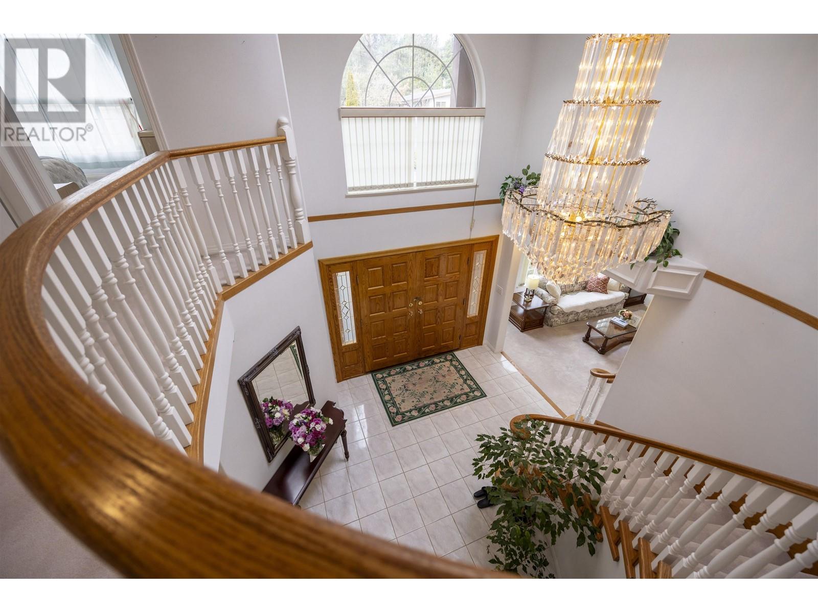 Property at 5680 CEDARWOOD STREET image 4