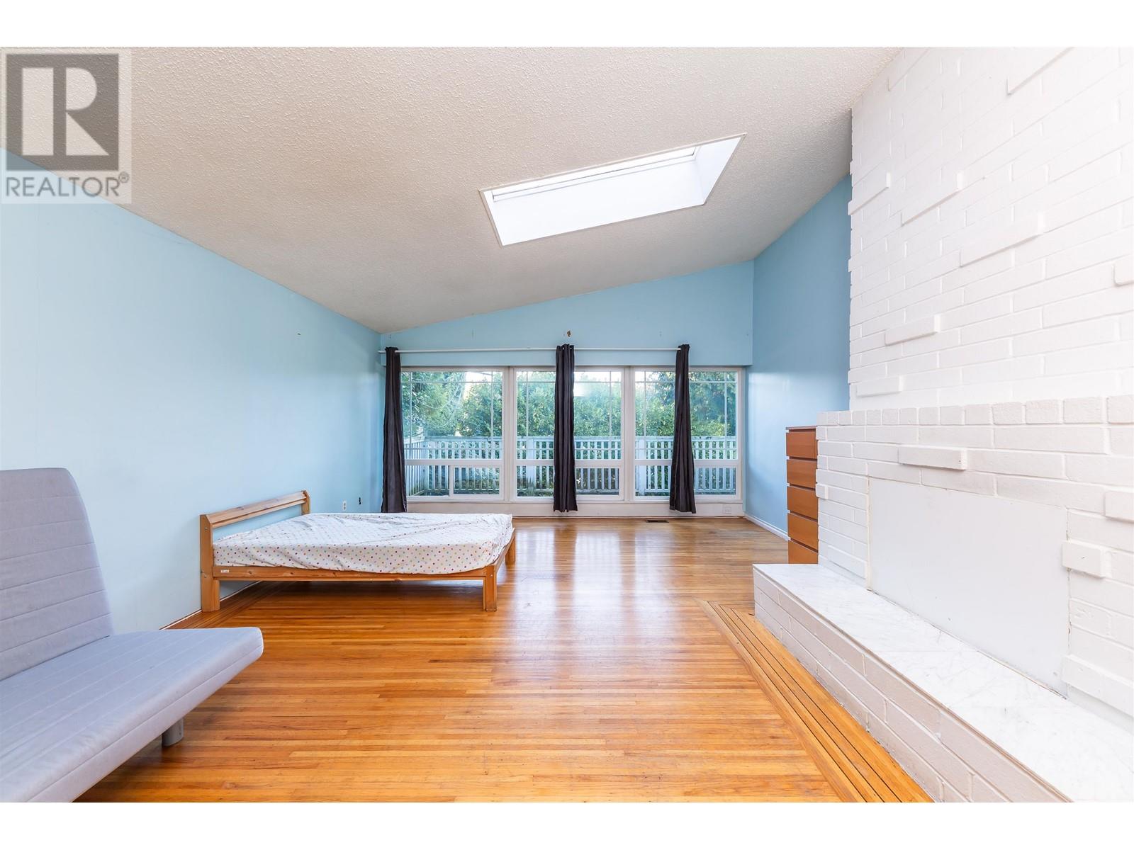 7674 Burris Street, Burnaby, British Columbia  V5E 1Z3 - Photo 15 - R2995350