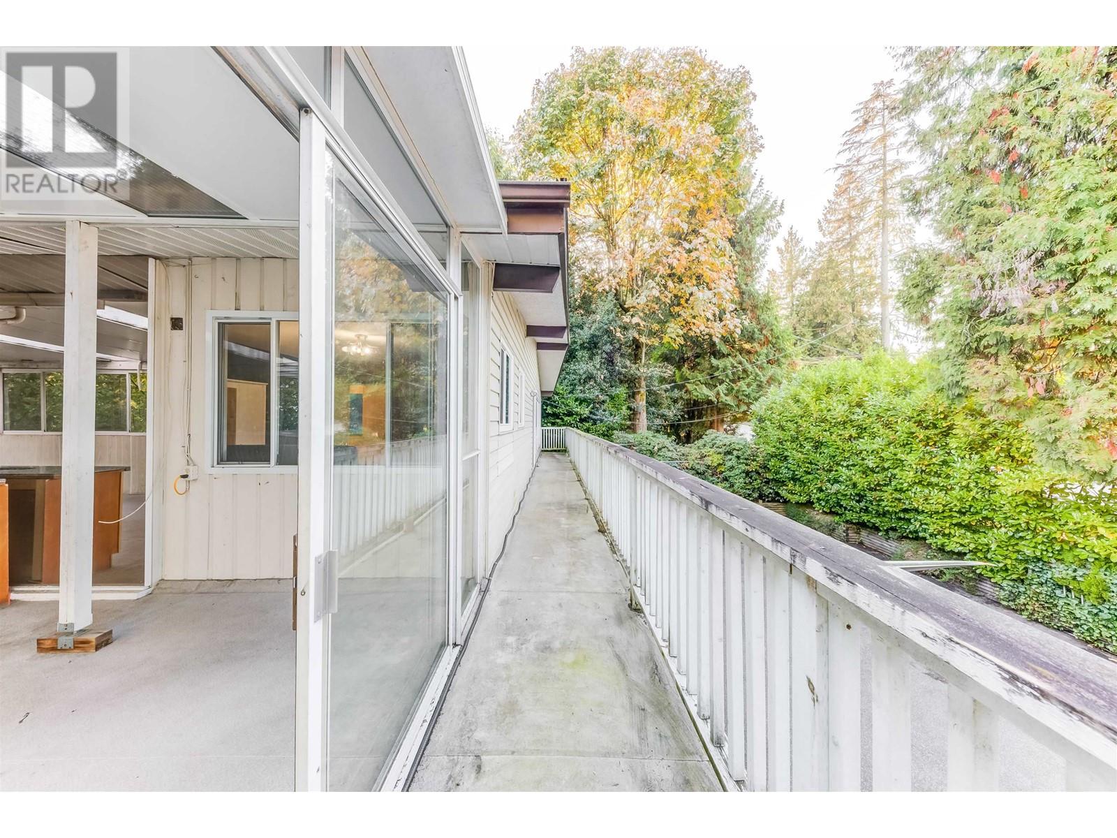 7674 Burris Street, Burnaby, British Columbia  V5E 1Z3 - Photo 28 - R2995350