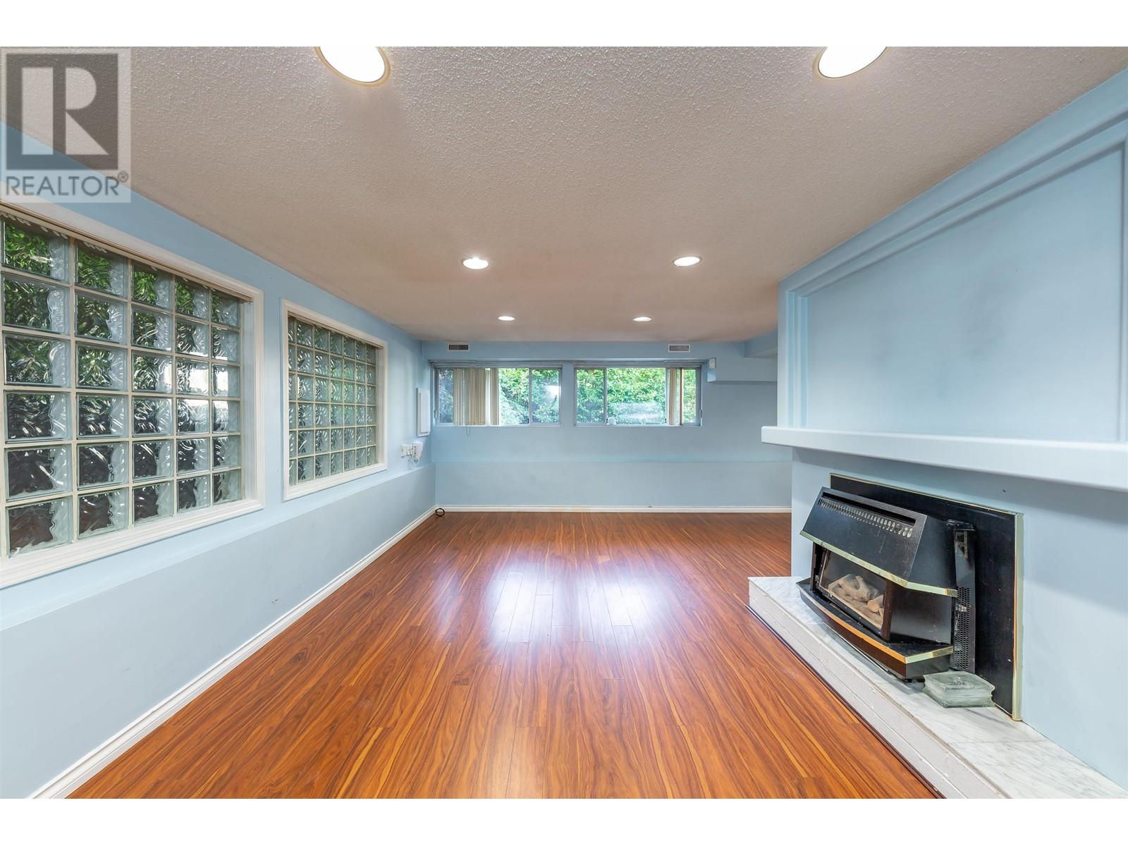 Property at 7674 BURRIS STREET image 5
